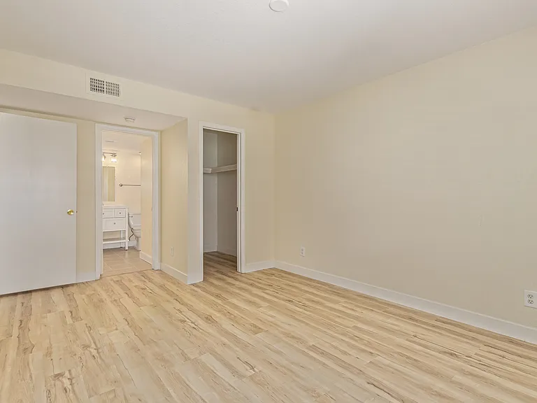 5995 N 78th St #1037 — Photo 22