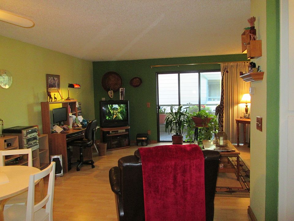 1st image of 2077 Washington Ave APT 214