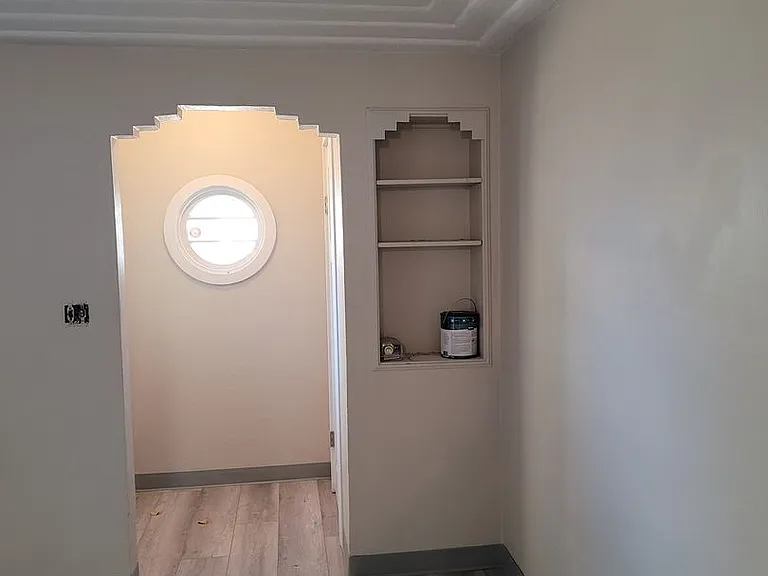 2348 Vine Ave — Photo 6