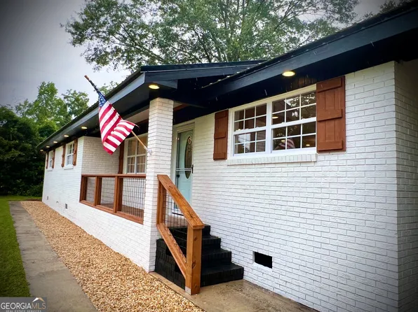 106 Plum St, Dublin, GA 31021