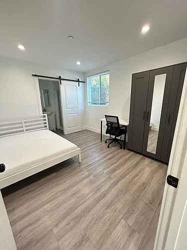 Floor plan 201 (furnished)