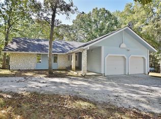 1825 Penny Royal Ln, Wentzville, MO 63385
