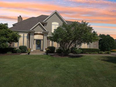 8424 South River Terrace DRIVE, Franklin, WI, 53132