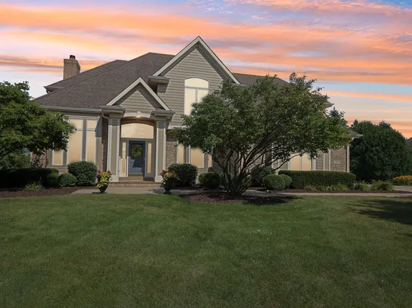 8424 South River Terrace DRIVE, Franklin, WI 53132