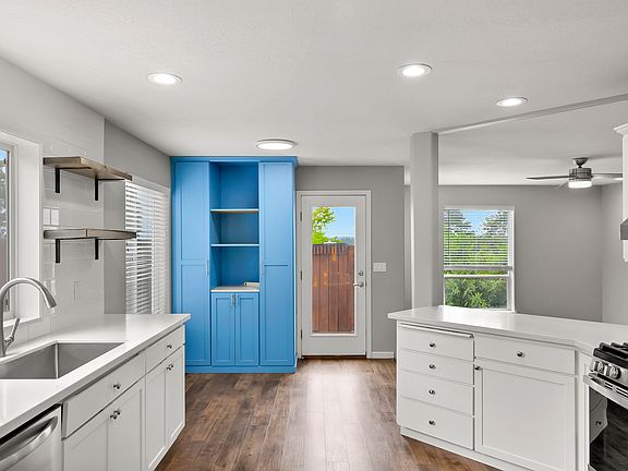 5 - Kitchen_08182021