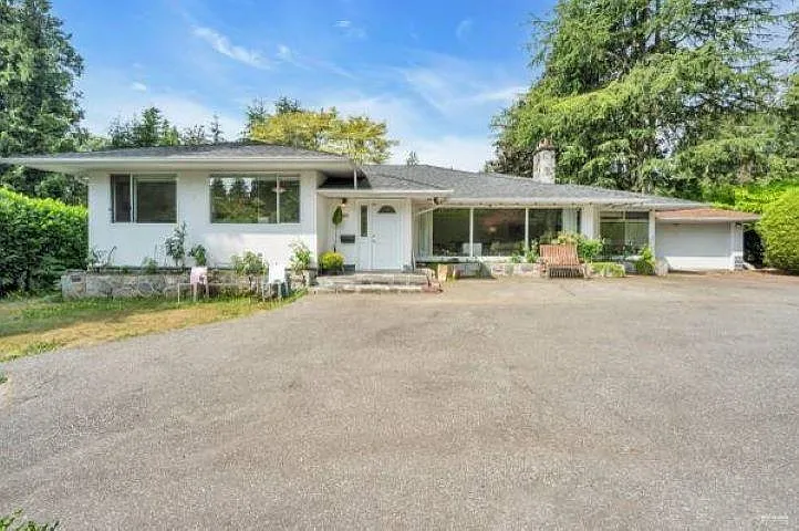 5 bed, 3320 sqft, $7,500 — Photo 1