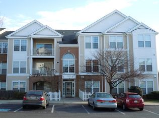 12004 Amber Ridge Cir APT 302, Germantown, MD 20876