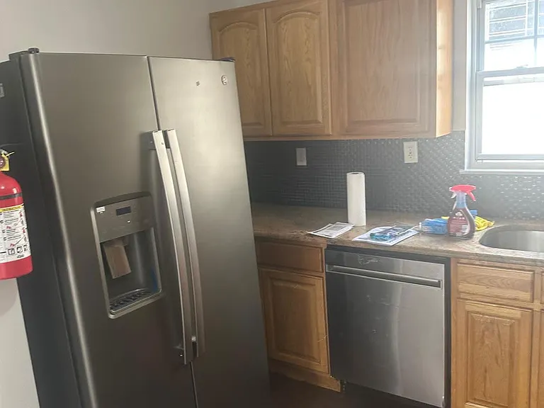 20 Wainwright St #2 — Photo 45