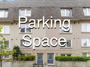 20 Turntable Cres #A-18, Toronto, ON M6H 4K9