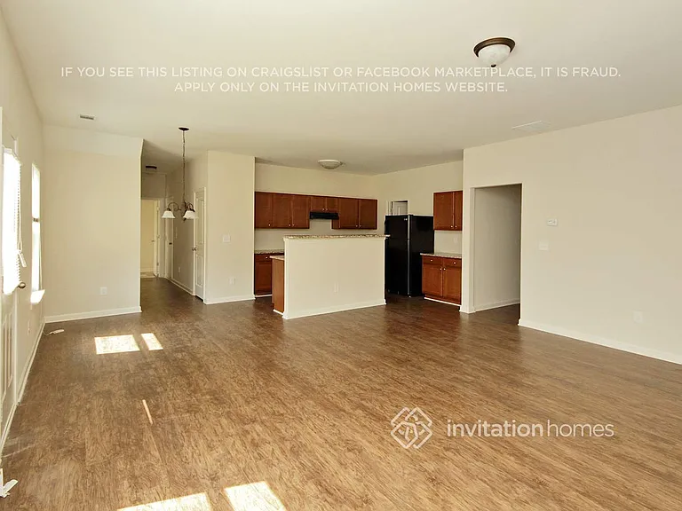 4325 Ewing Farm Ct — Photo 2