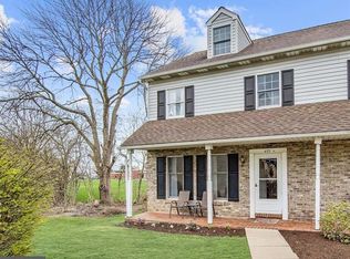 433 Cahill Cir, Honey Brook, PA 19344