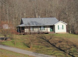 67 Donna Dr, Cross Lanes, WV 25313