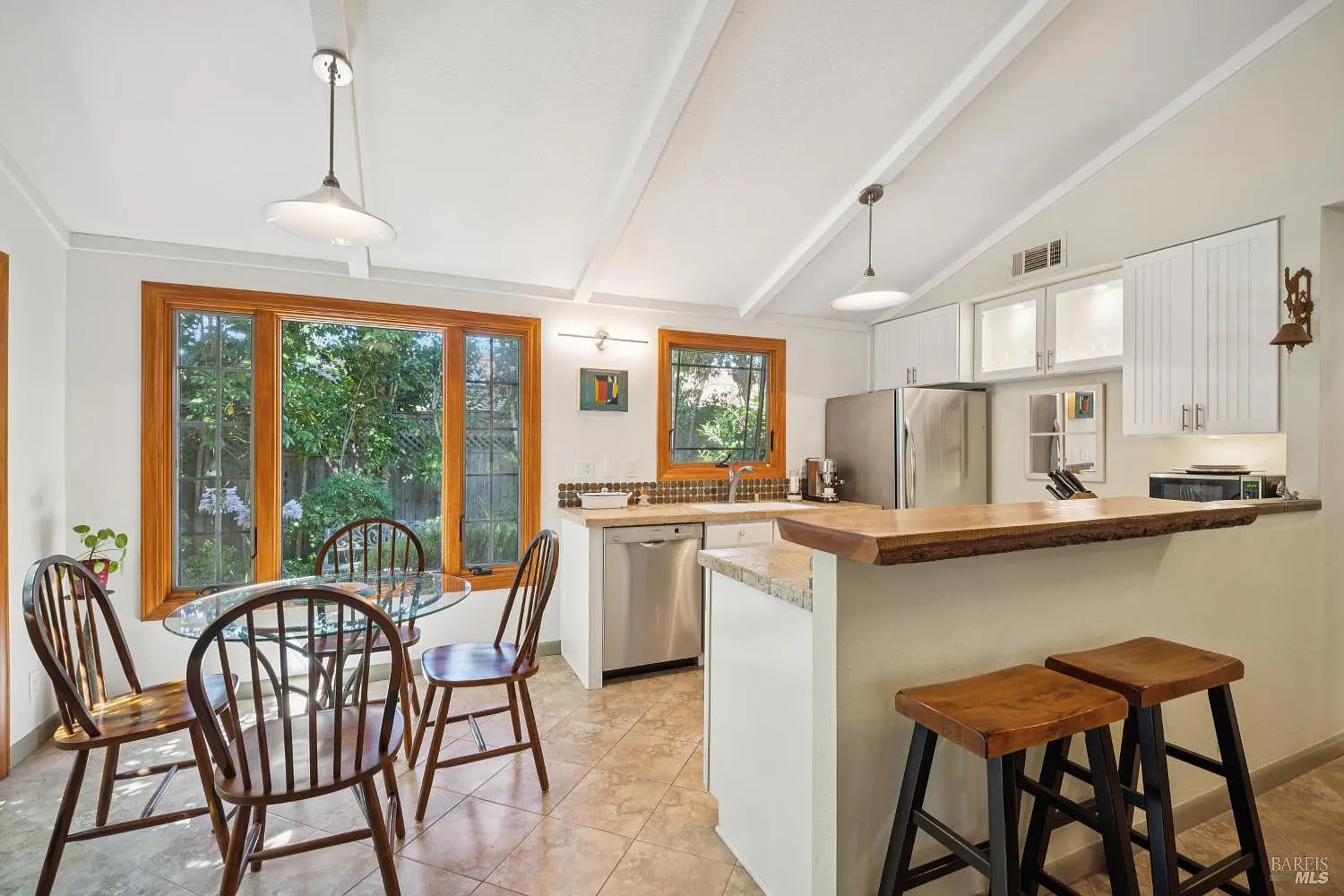 9245 Los Guilicos Avenue - Photo 8