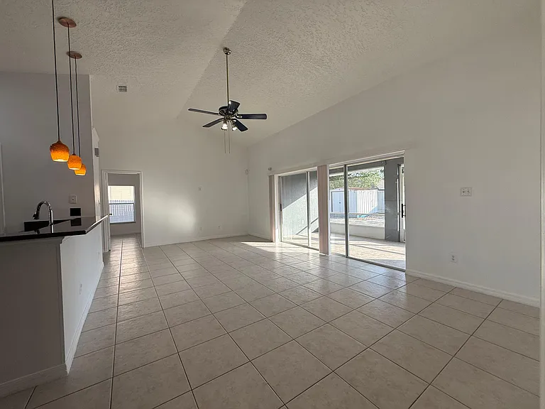 2670 Oak Run Blvd — Photo 9