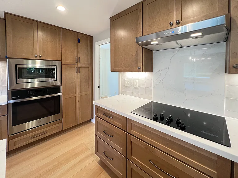 2286 Hastings Dr — Photo 7