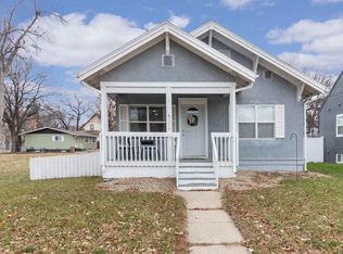 316 6th St NW, Minot, ND 58703