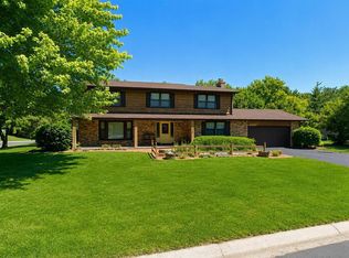 6108 W 101st St, Bloomington, MN 55438