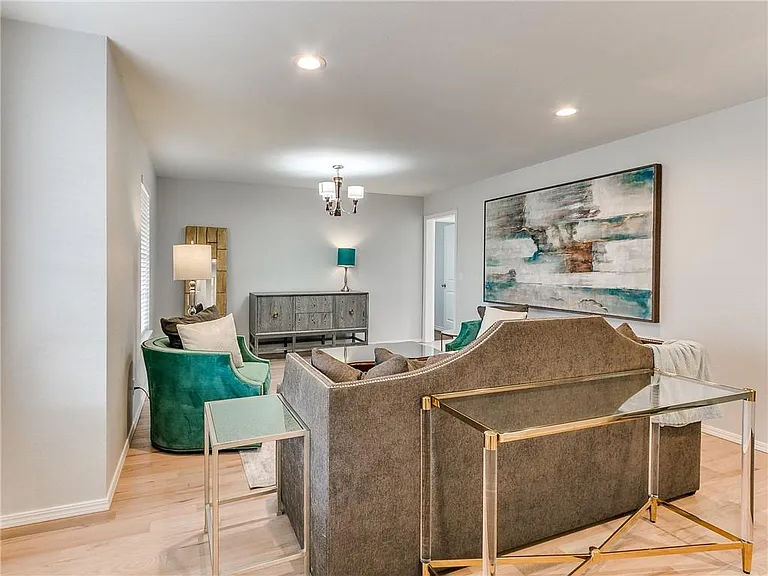 3608 Jim Robison Dr — Photo 6