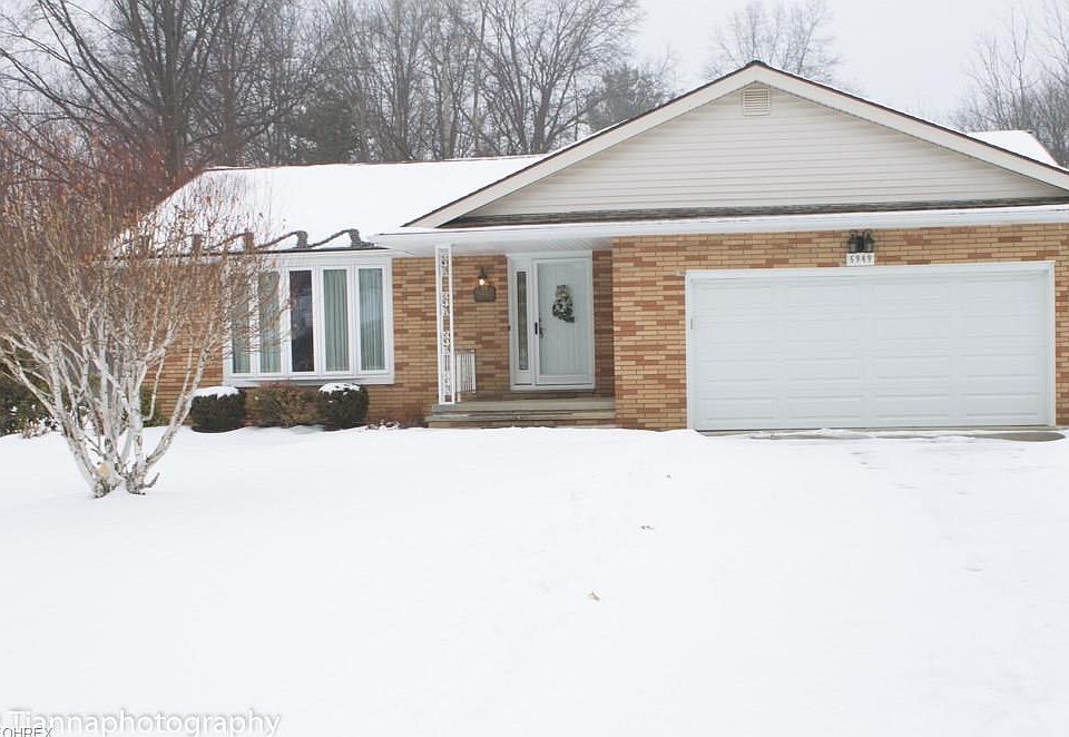 1st image of 5949 Williamsburg Dr