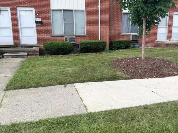 287 Riverbank St, Wyandotte, MI
