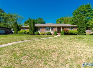 2211 Fleetwood Dr SE, Decatur, AL 35601