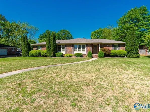 2211 Fleetwood Dr SE, Decatur, AL 35601