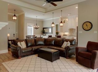 18483 Old Maplewood Dr, Prairieville, LA 70769