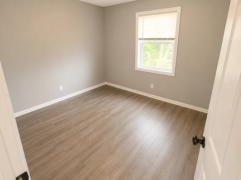 501 Westlawn Dr #28 — Photo 4