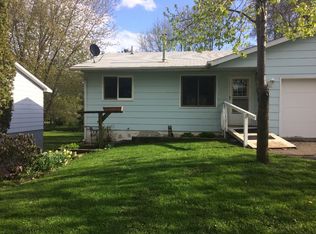 13135 Newell Ave, Lindstrom, MN 55045