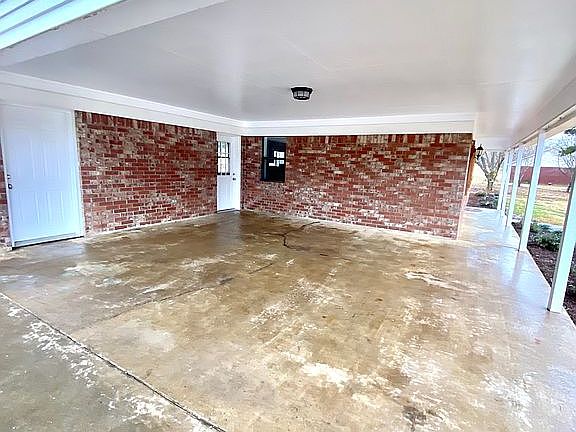 5th image of 121 Private Road 3395