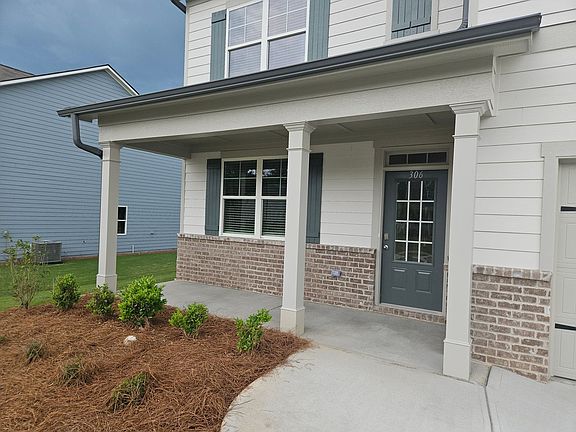 2nd image of 306 Thompson Ridge Ln