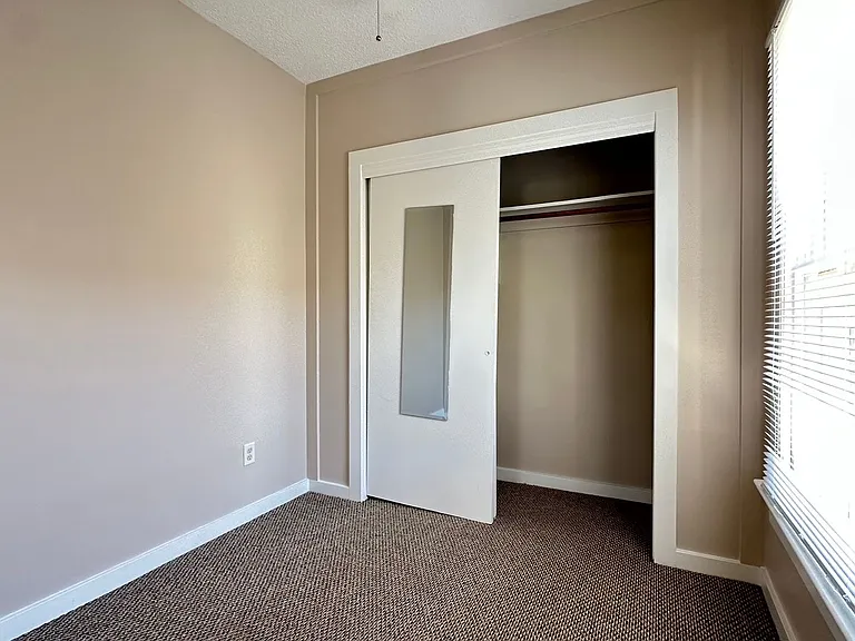 117 N 3rd St #3 — Photo 15