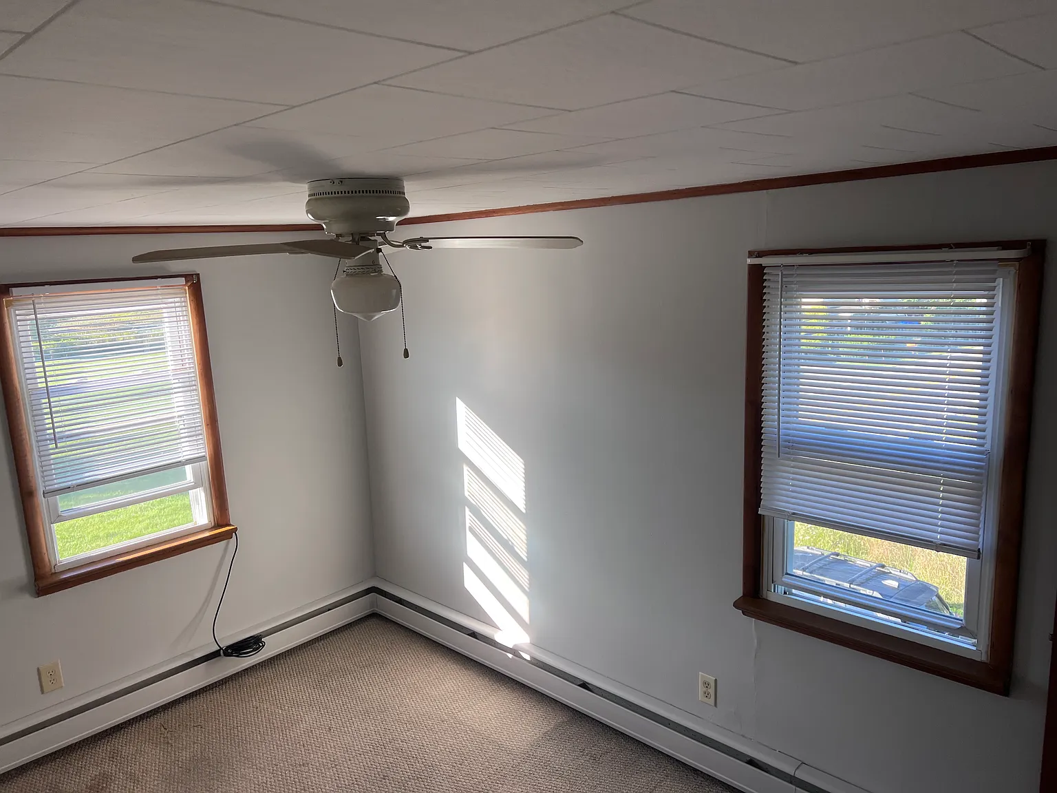 370 Pond Hl — Photo 1