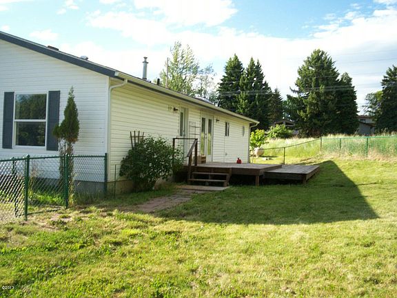 4th image of 702 Joy Ln