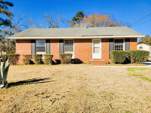 3294 Stonehaven Dr, North Charleston, SC 29420