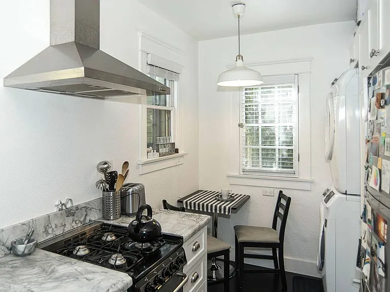 1712 Echo Park Ave — Photo 15