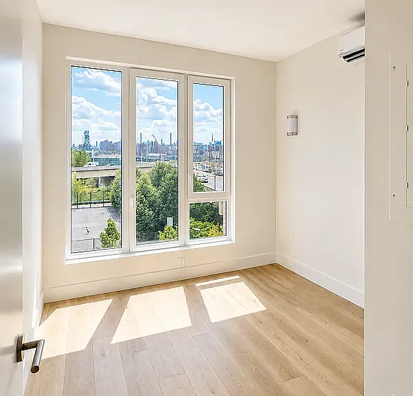 91 Bruckner Blvd #406 — Photo 9