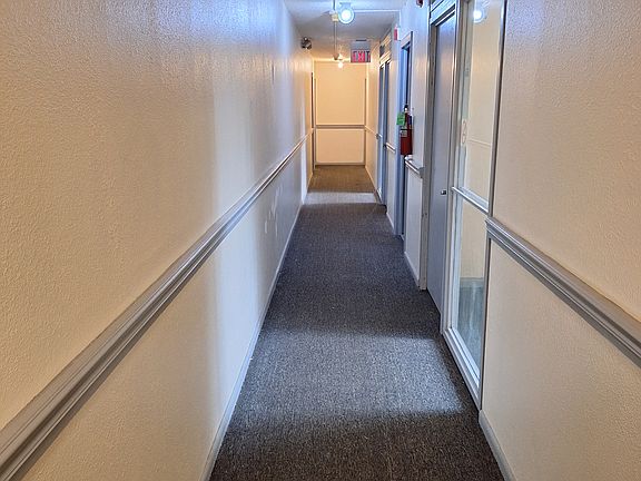 4th image of 1 Huntington Dr #3