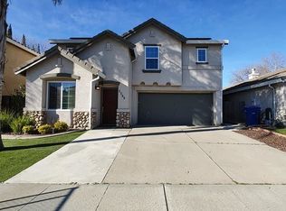 3569 W River Dr, Sacramento, CA