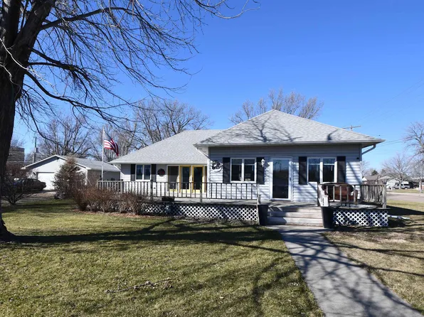 335 N Church St, Elm Creek, NE 68836