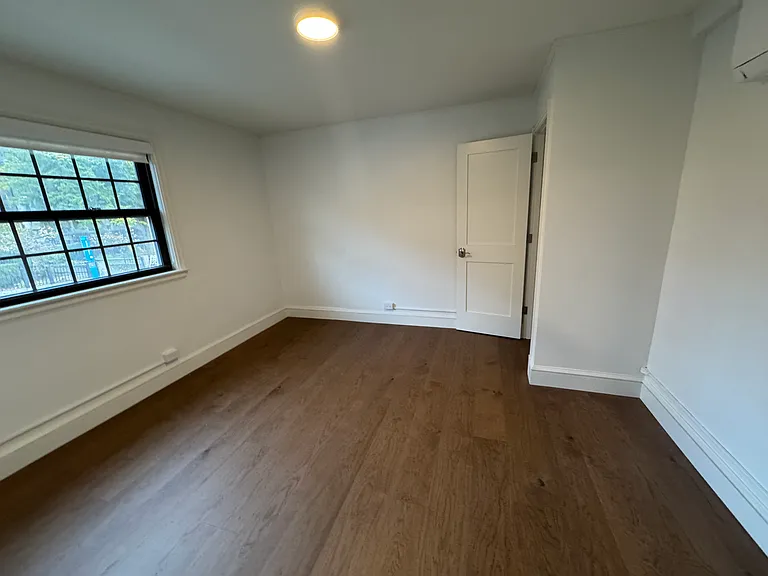 1202 Massachusetts Ave — Photo 17