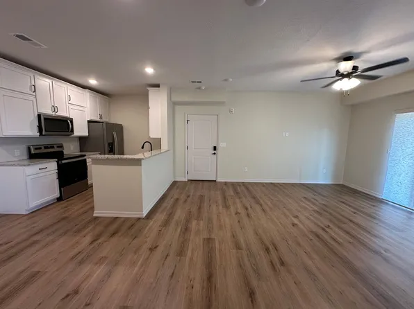 750 Windsor Ct #205, Branson, MO 65616