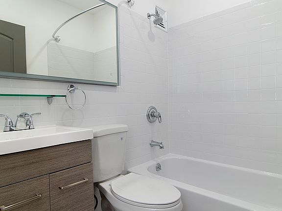 4th image of 64 E 129th St APT 3