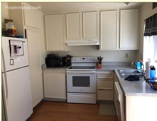 4th image of 1907 Deerpark Dr APT 539