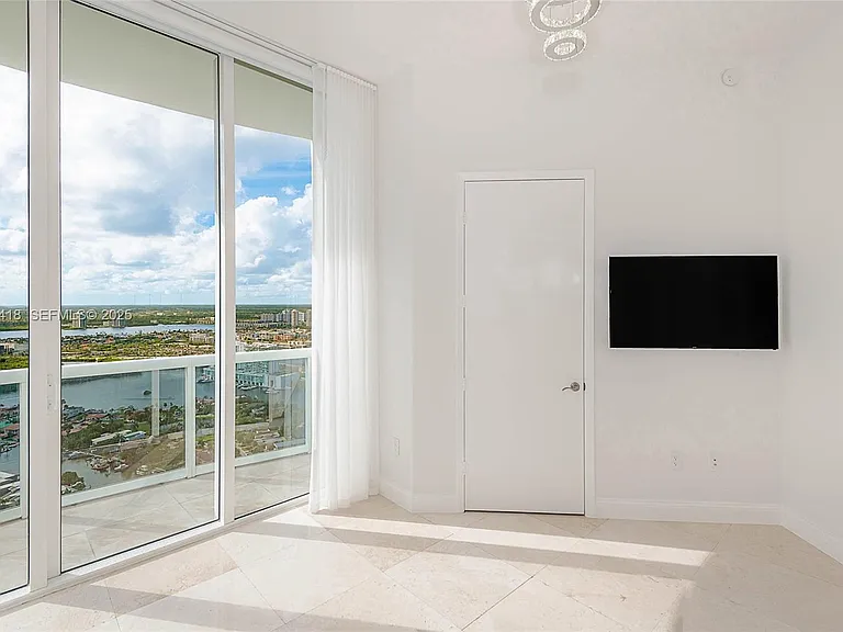 16001 Collins Ave #4104 — Photo 25