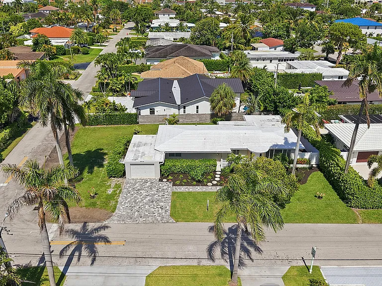 4454 W Tradewinds Ave — Photo 9