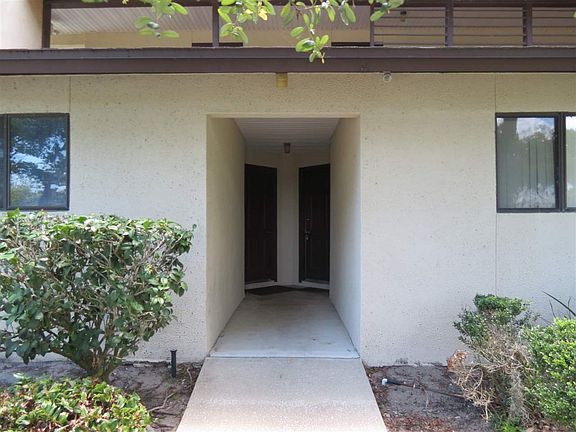 3rd image of 1255 Ponce Island Dr APT 739