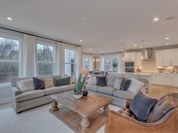 2969 Rambling Brook Ln, Crozet, VA 22932