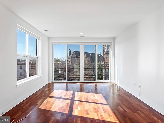 4th image of 600 S 24th St Unit 410