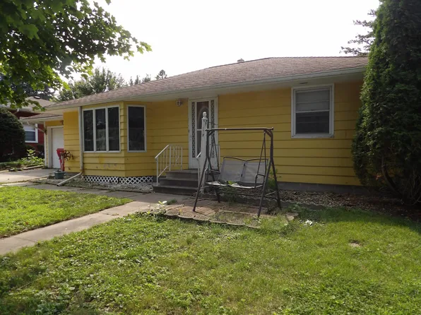 305 16th St NW, Austin, MN 55912